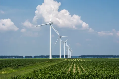 Az amerikai–iráni konfliktus és az energiaárak: mire számíthatnak a cégek?