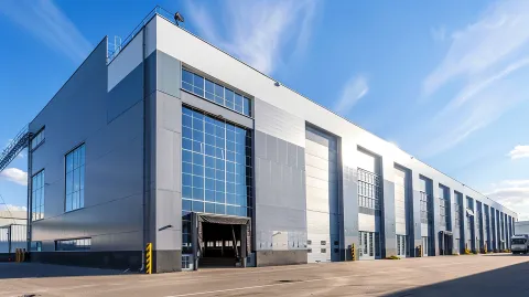 Napelem és energiatároló az audit után: mikor éri meg a vállalatnak?